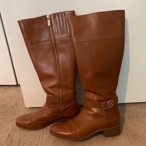 michael kors boots!